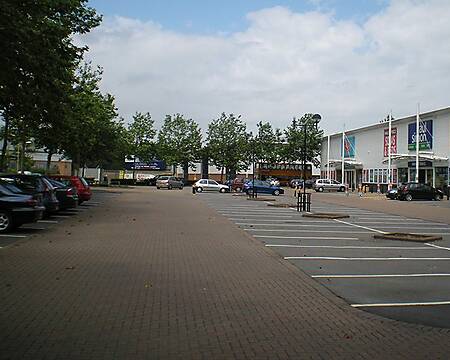 Marshwood Close Retail Park